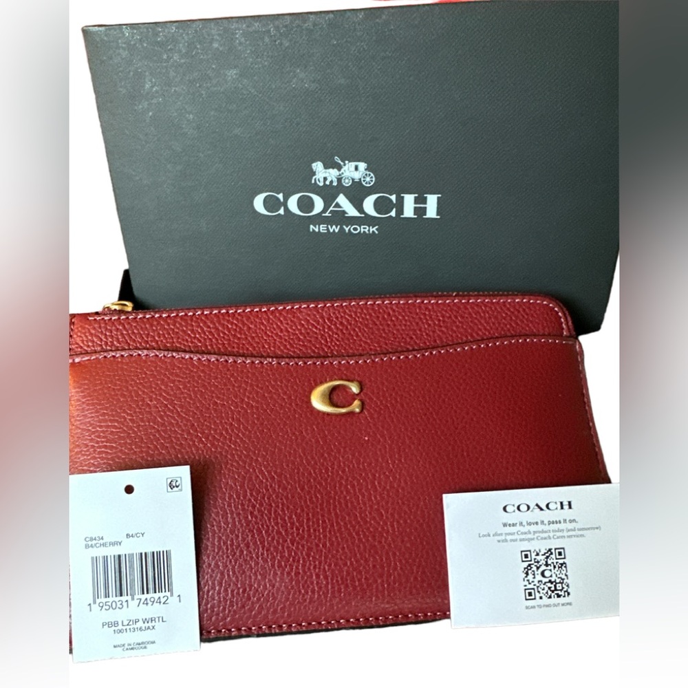 NWT Coach L Zip Wristlet Cherry - Picture 5 of 5